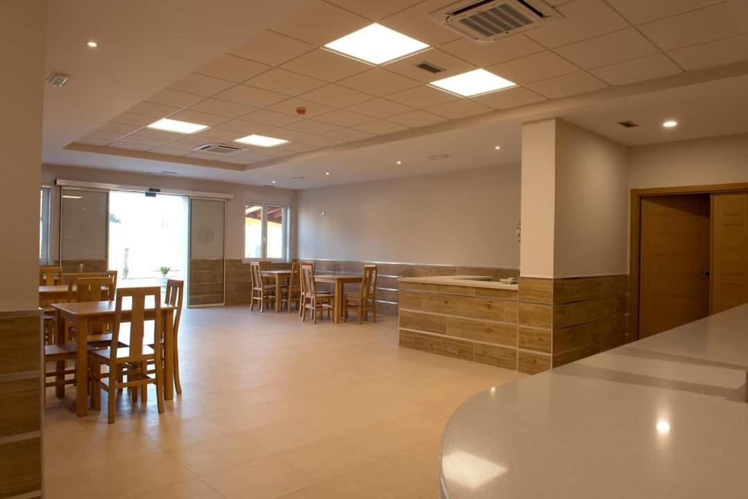 Hotel La Puerta De Arzúa 外观 照片